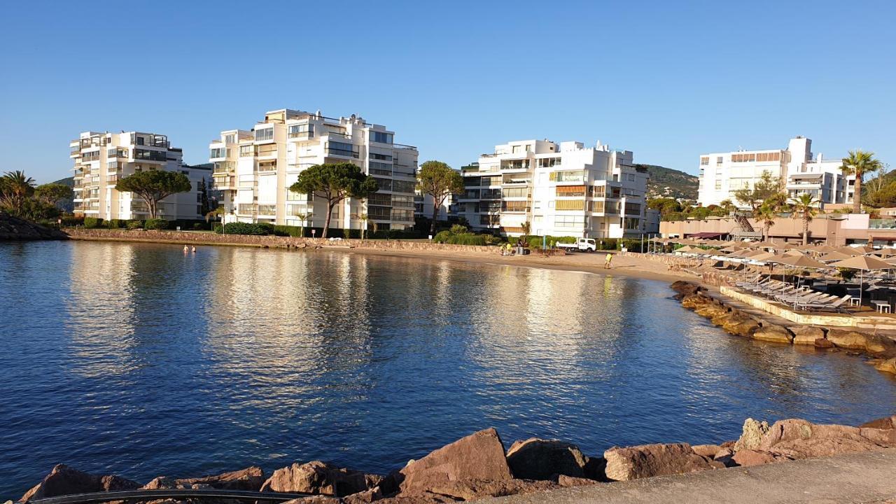 Garden And Beach Sea View Apartment Cannes Mandelieu Exteriör bild